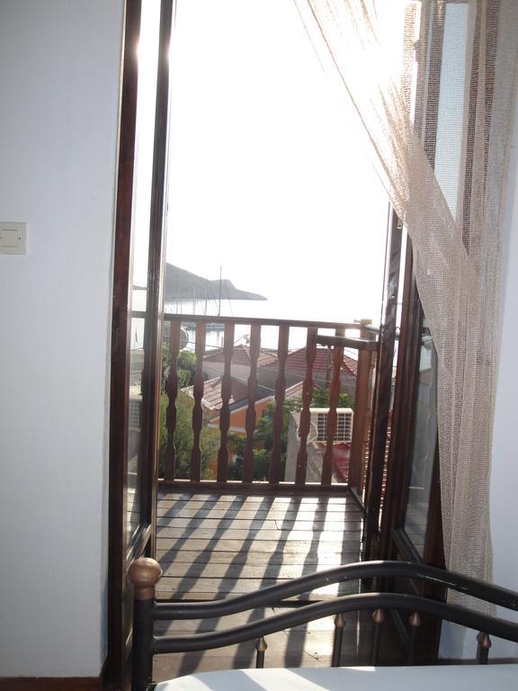 Villa Chrysodimi Chalki Town Room photo