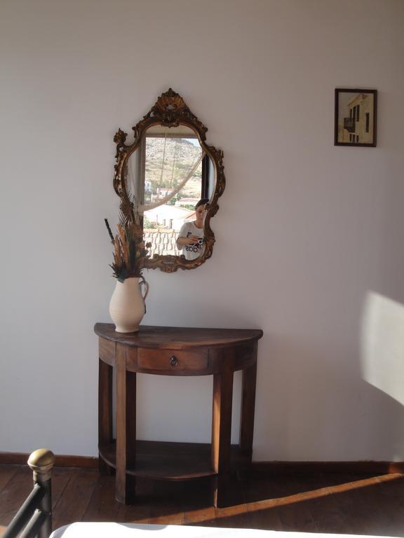 Villa Chrysodimi Chalki Town Room photo